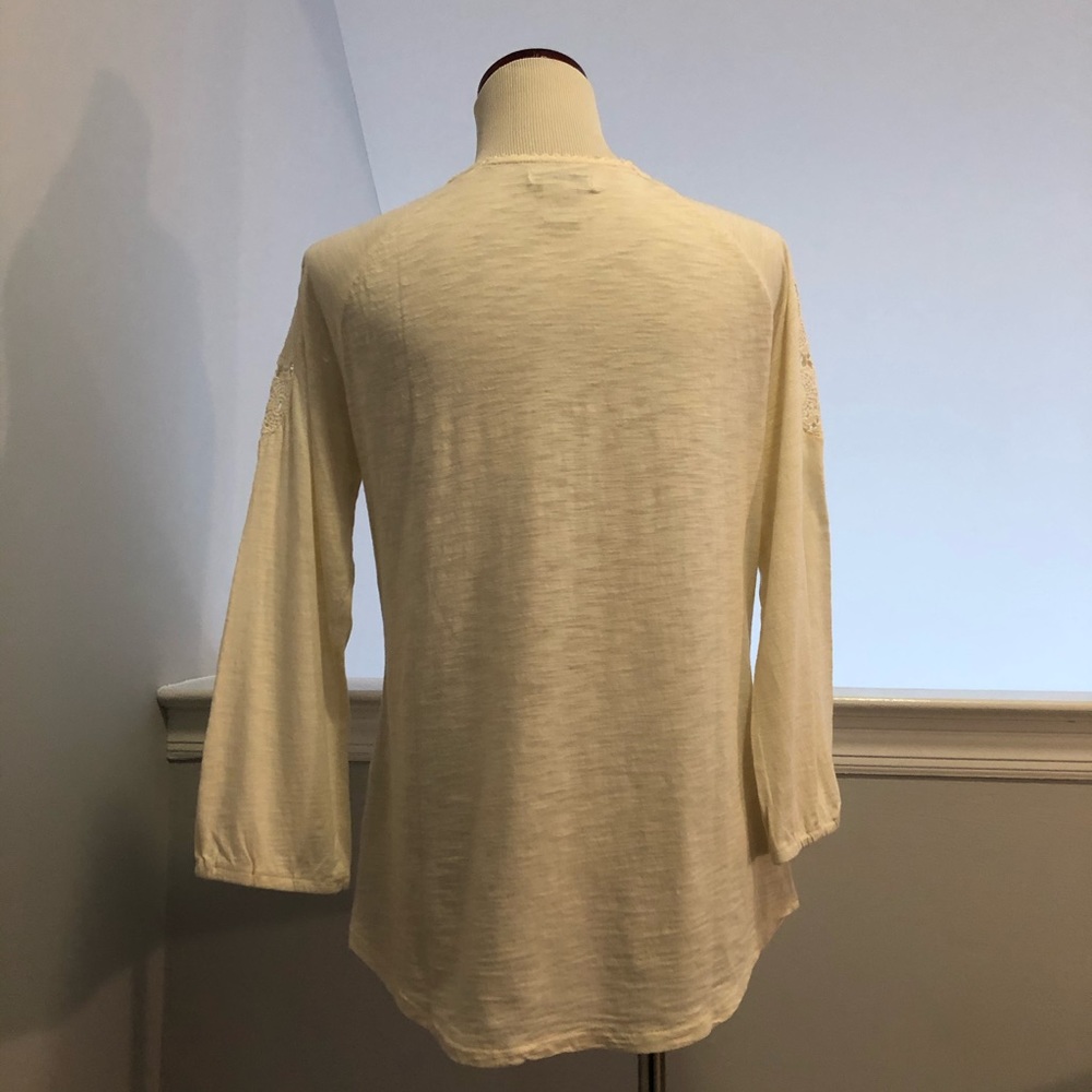 Lucky Brand Lace Inset Tee in Cream - Picture 3 of 6